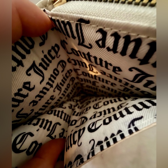 Juicy Couture Zippy Crystal Brighter than a Diamond Bifold Wallet NWT - Picture 4 of 5